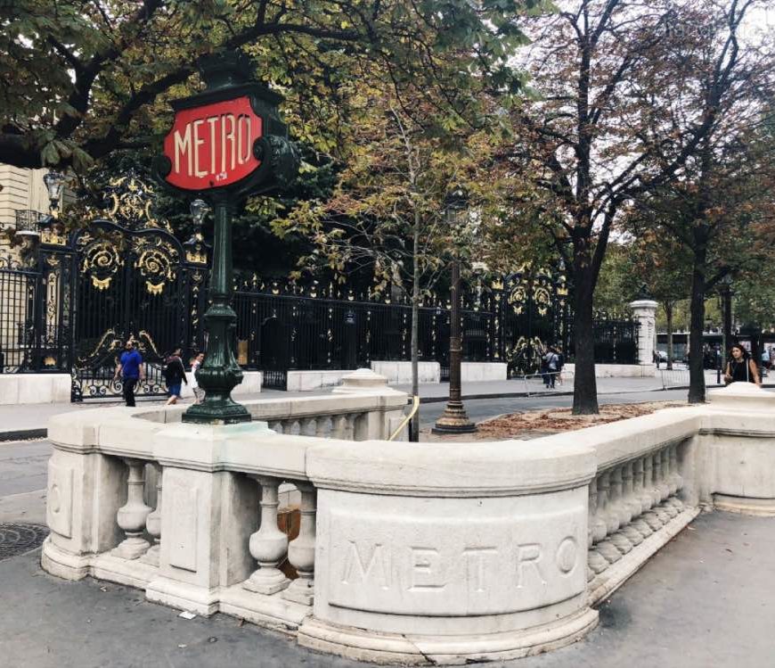 Como andar de metrô em Paris