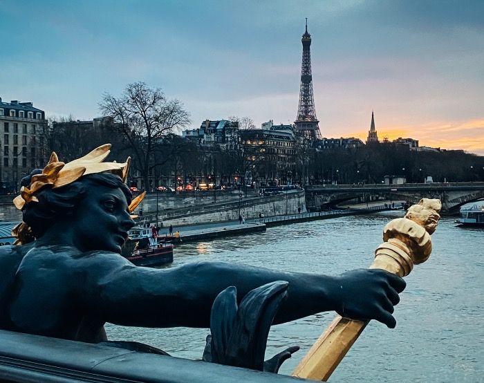 Erros turistas cometem Paris